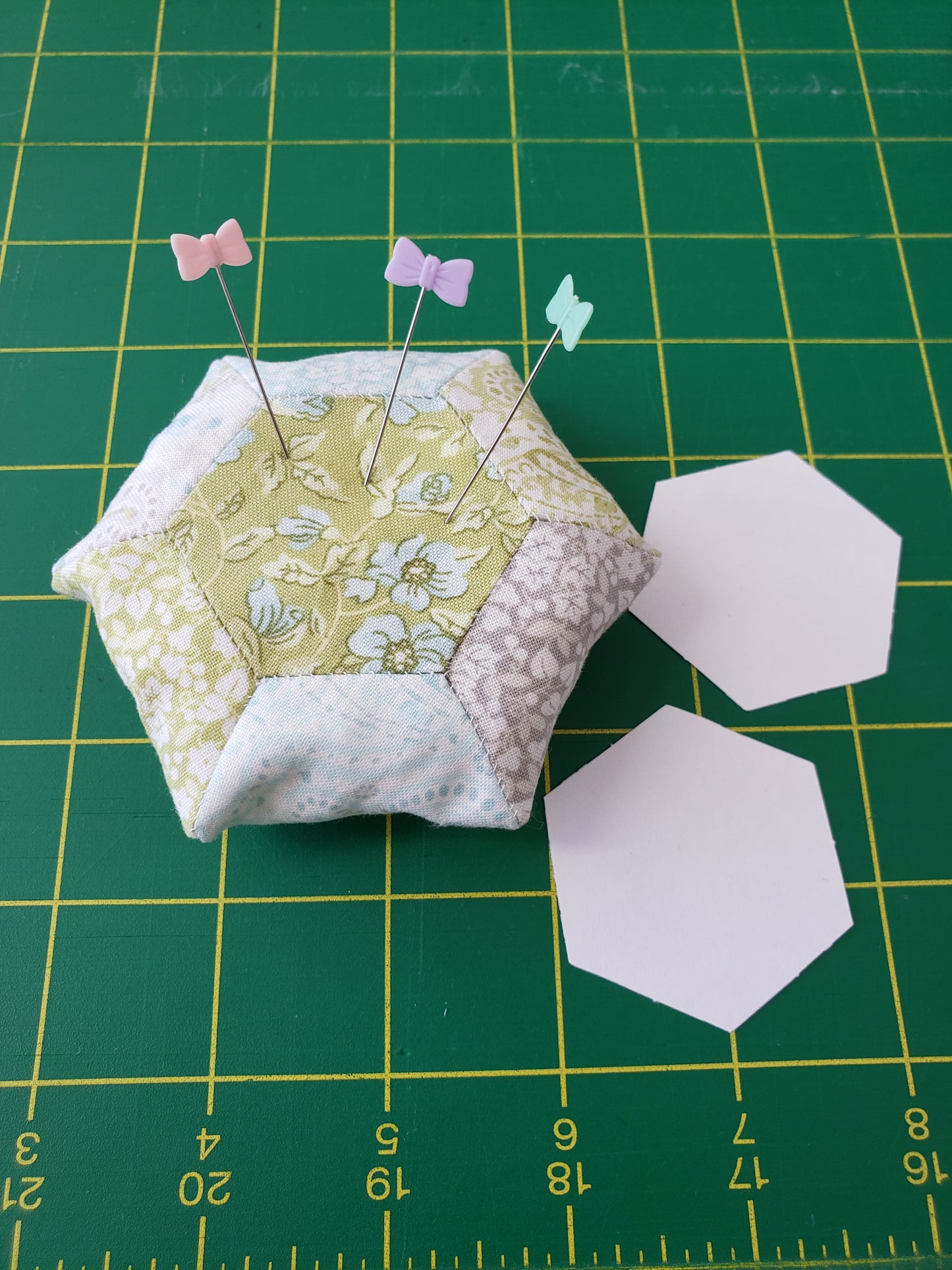 hexagon pincushion with hexagon papers