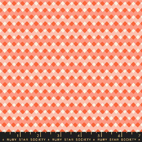 layers of zig zags in pink and peach