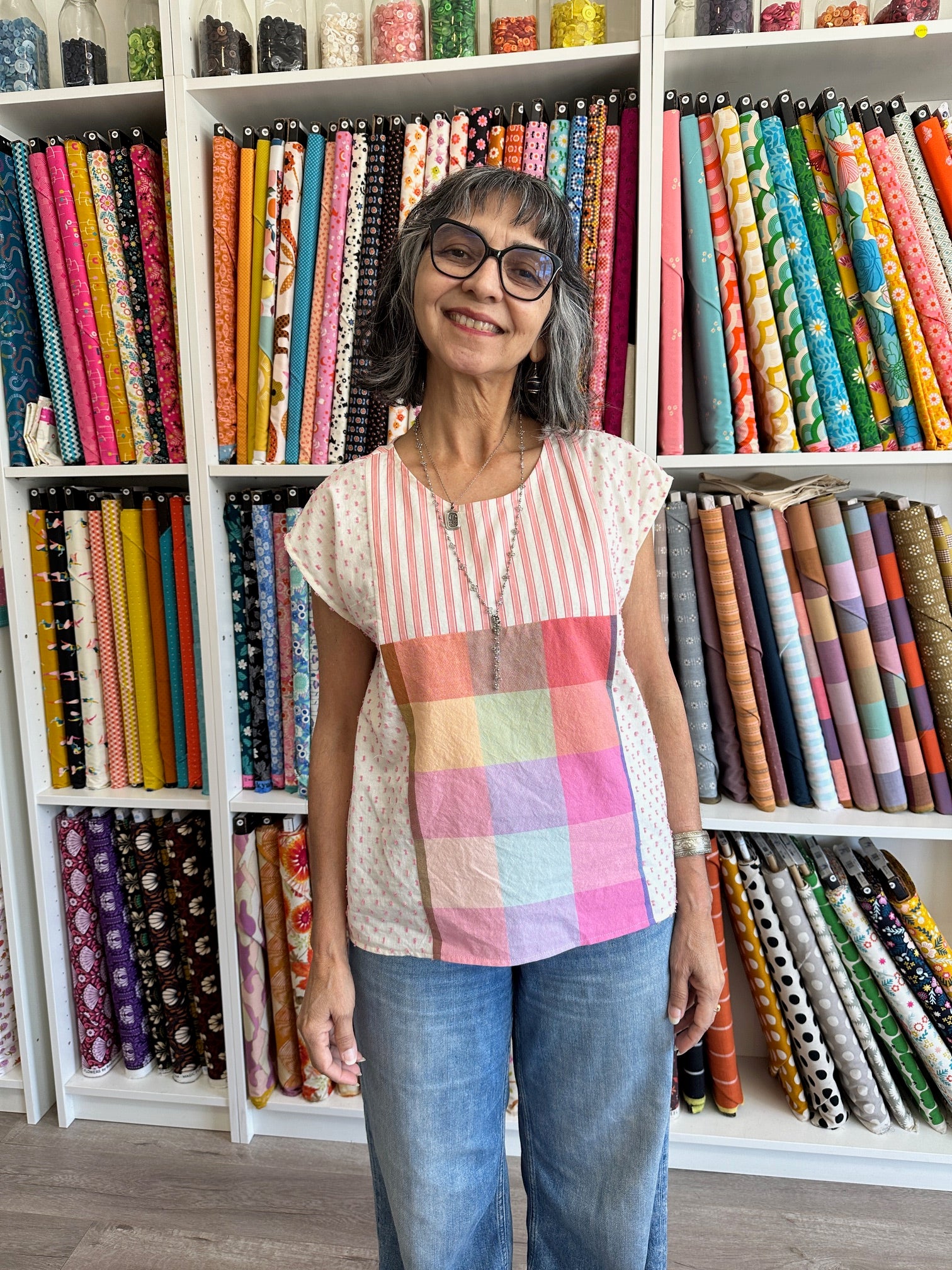 Sleeveless Color Block Shirt